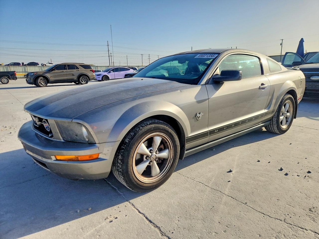 منظر 2009 FORD MUSTANG، زاوية 1