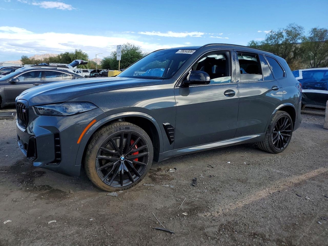 منظر 2025 BMW X5 M60I، زاوية 1