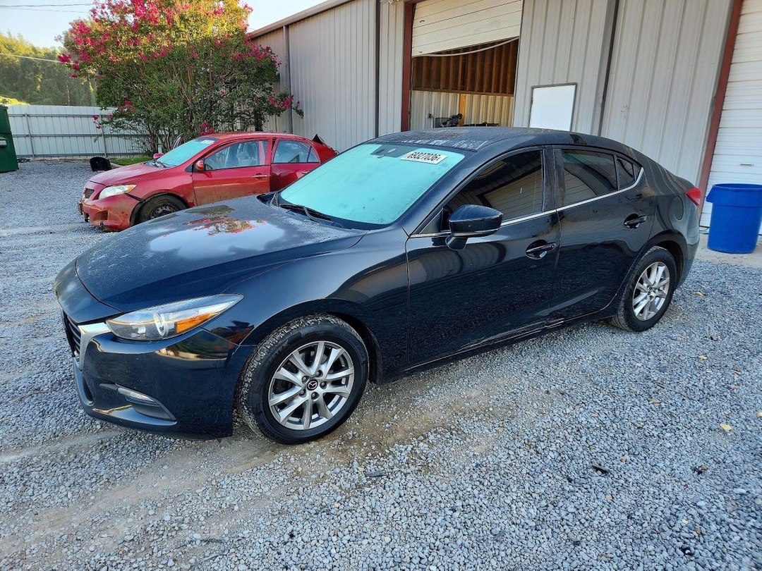 منظر 2017 MAZDA 3 SPORT، زاوية 1