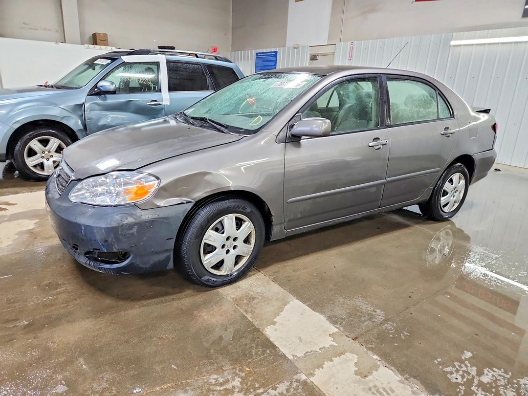 منظر 2005 TOYOTA COROLLA LE، زاوية 1