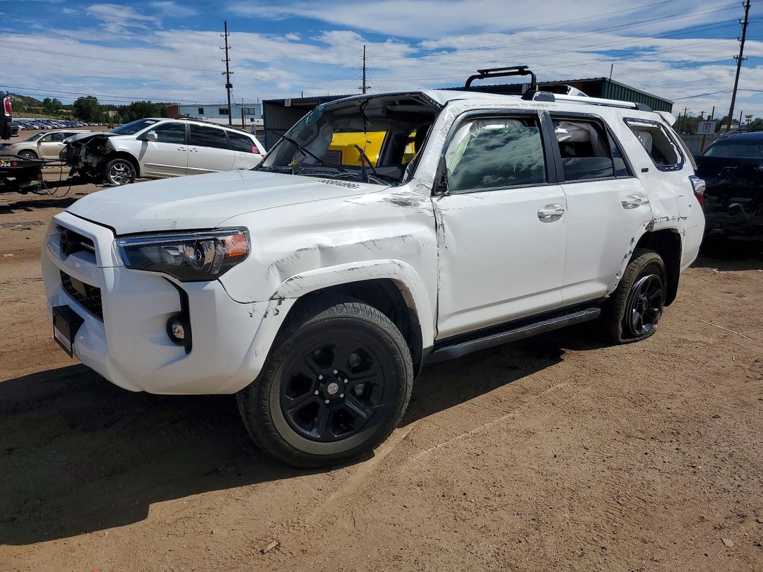 Вид 2023 TOYOTA 4RUNNER SR5 PREMIUM, угол 1