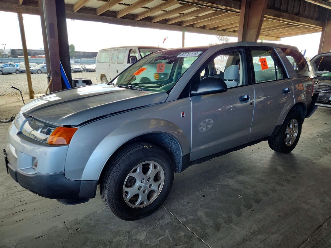 Vista de 2003 SATURN VUE, ángulo 1