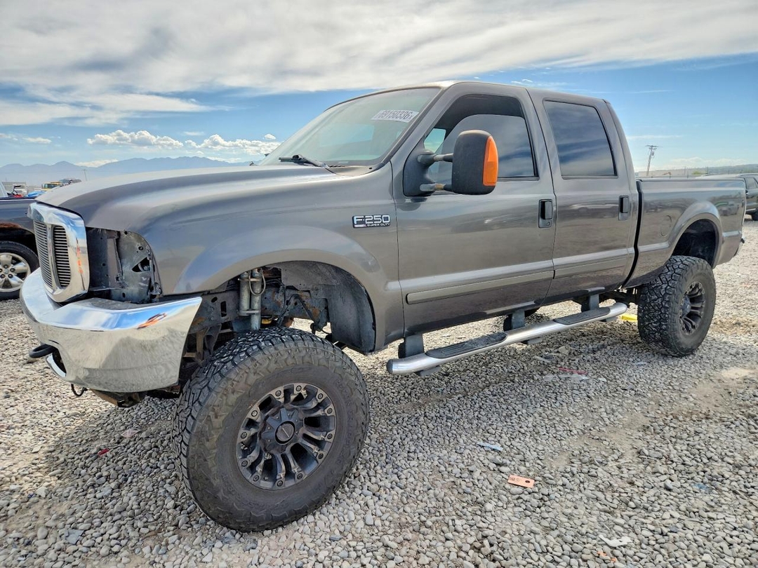Vista de 2003 FORD F250 SUPER DUTY, ángulo 1