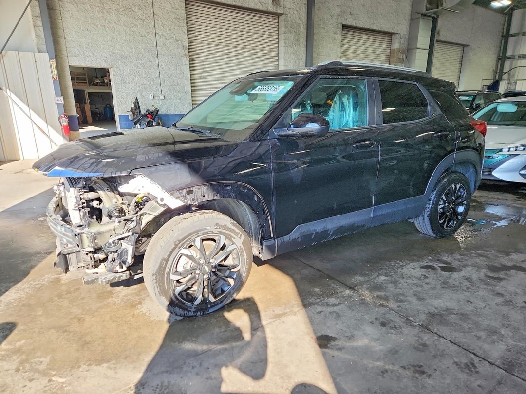 Vista de 2023 CHEVROLET TRAILBLAZER LT, ángulo 1