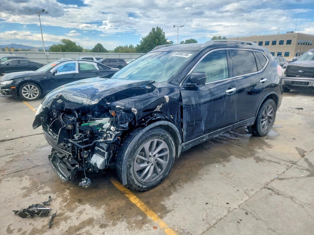 Vue de 2016 NISSAN ROGUE SL, angle 1