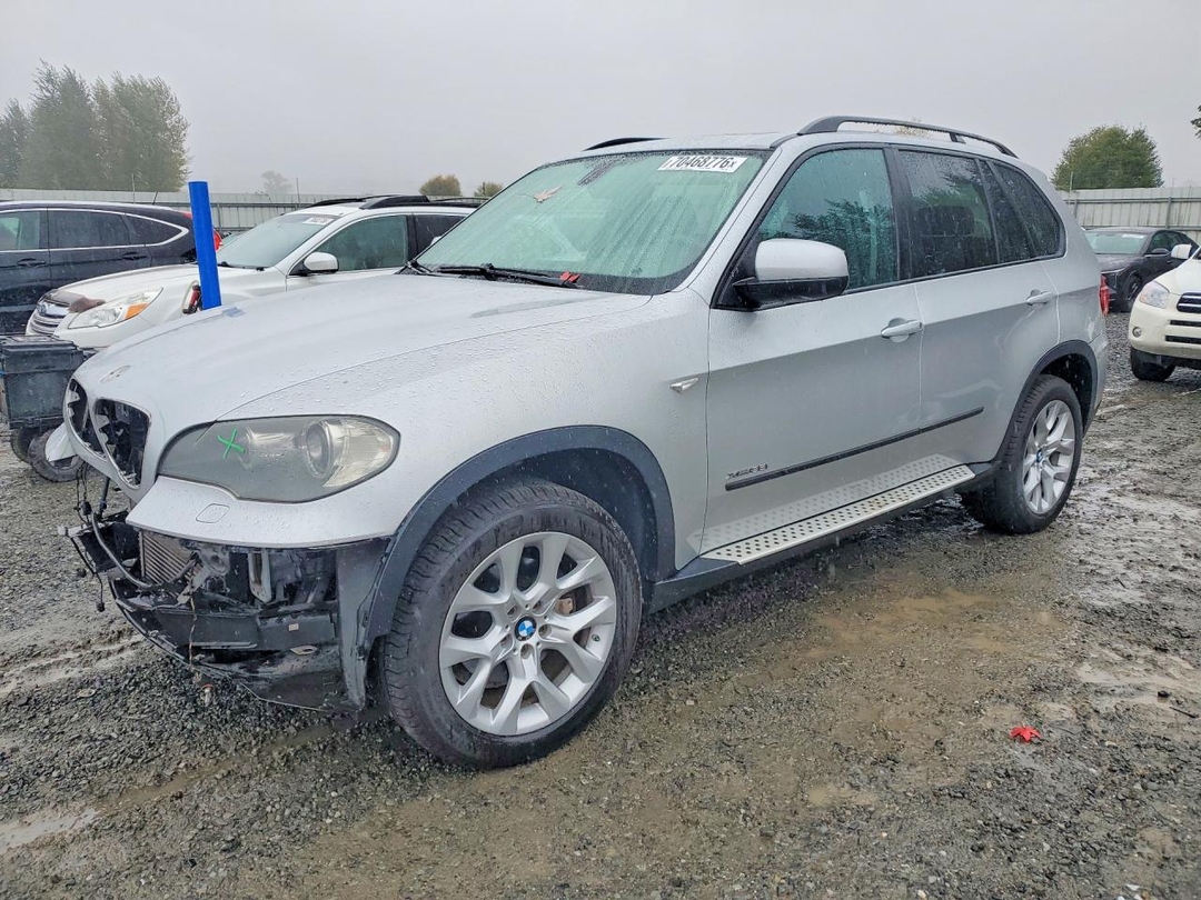 منظر 2011 BMW X5 XDRIVE35I، زاوية 1