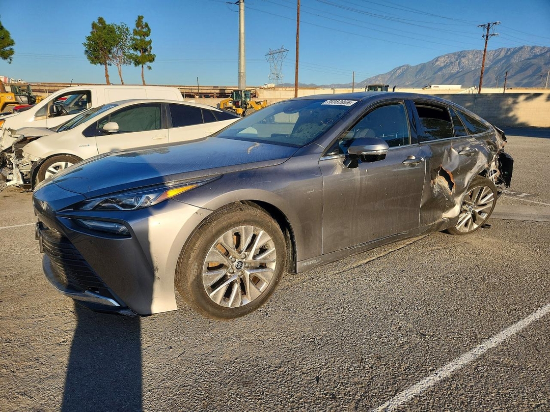 Вид 2023 TOYOTA MIRAI XLE, угол 1