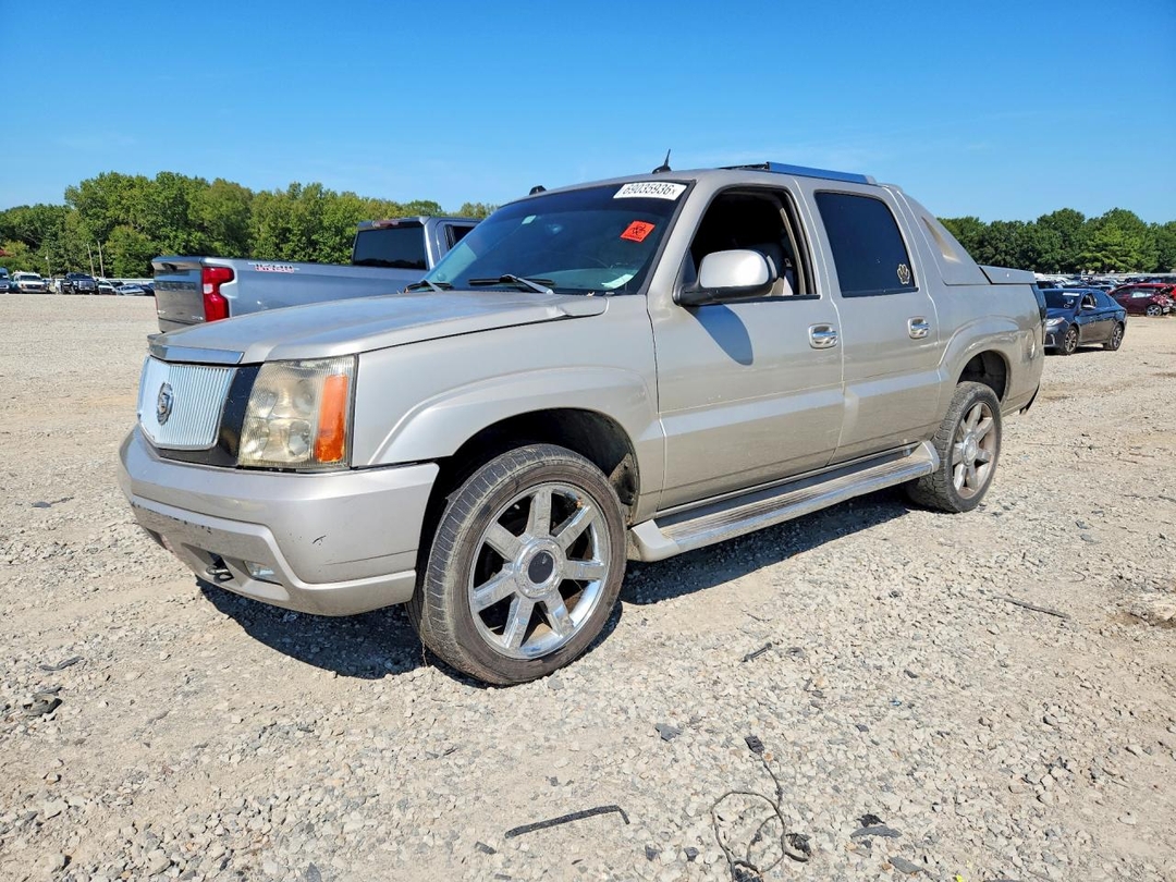 Вид 2004 CADILLAC ESCALADE EXT, угол 1