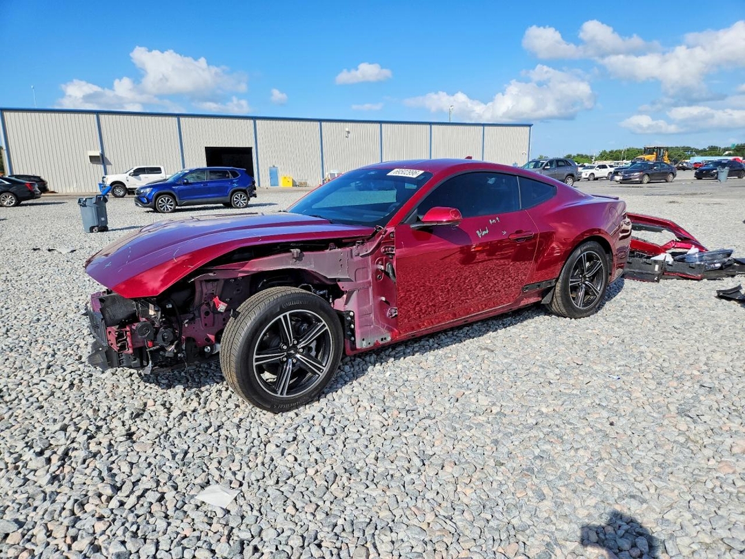 Вид 2025 FORD MUSTANG, угол 1