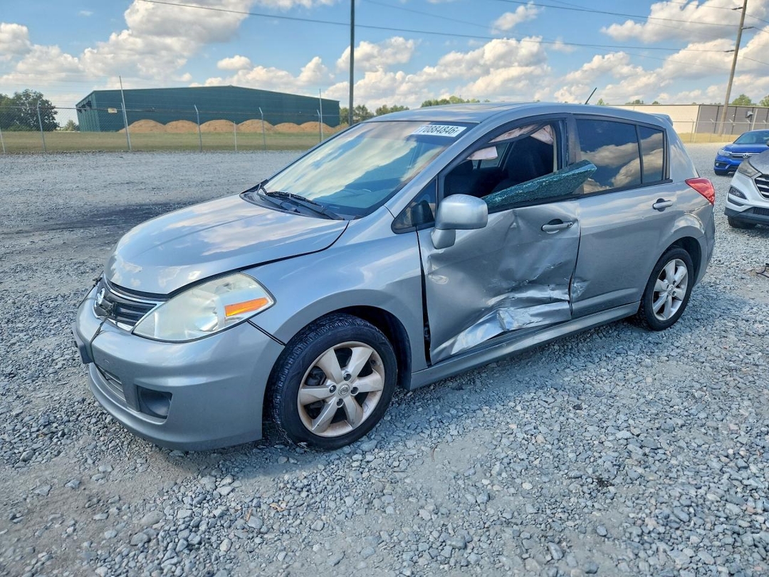 2011 NISSAN VERSA 1.8 S view, angle 1