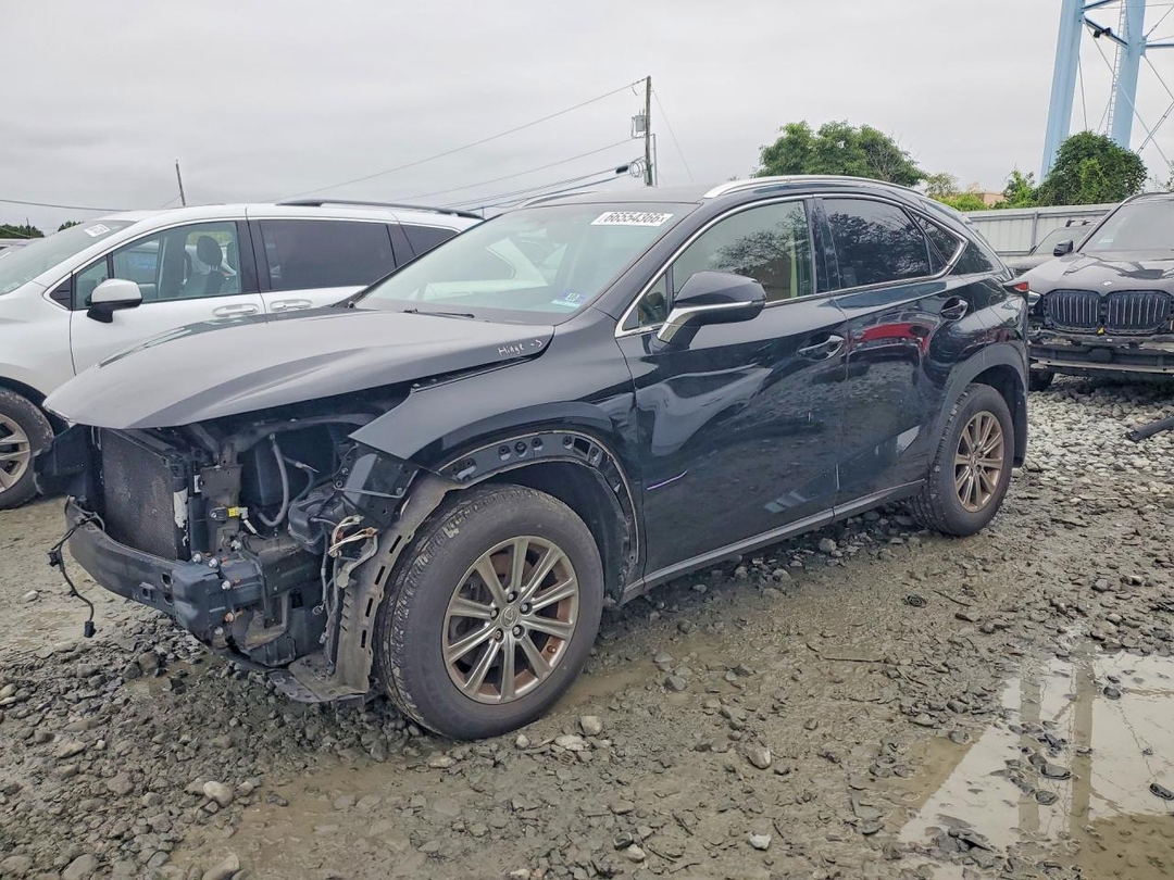 Vista de 2017 LEXUS NX 200T BASE, ángulo 1
