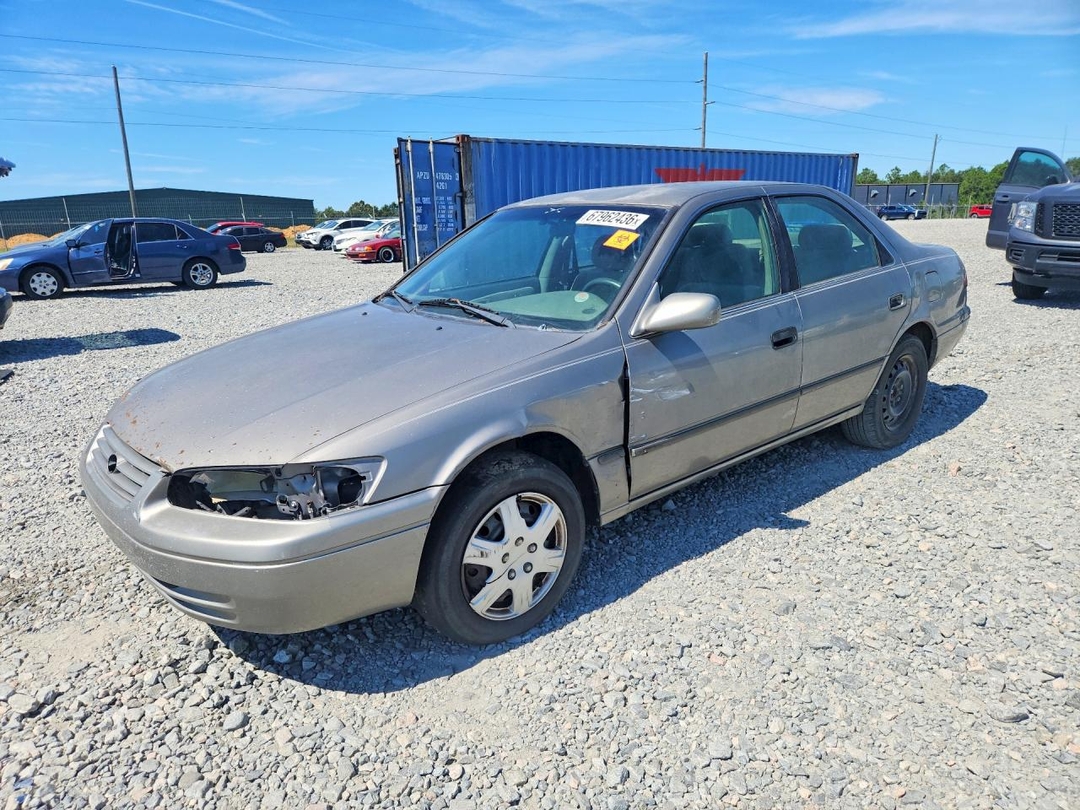 منظر 1998 TOYOTA CAMRY LE V6، زاوية 1