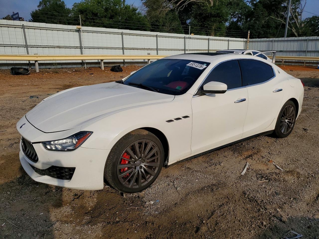 Вид 2019 MASERATI GHIBLI S/Q4, угол 1