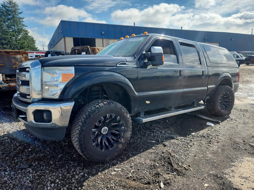 Vista de 2015 FORD F350 SUPER DUTY, ángulo 1