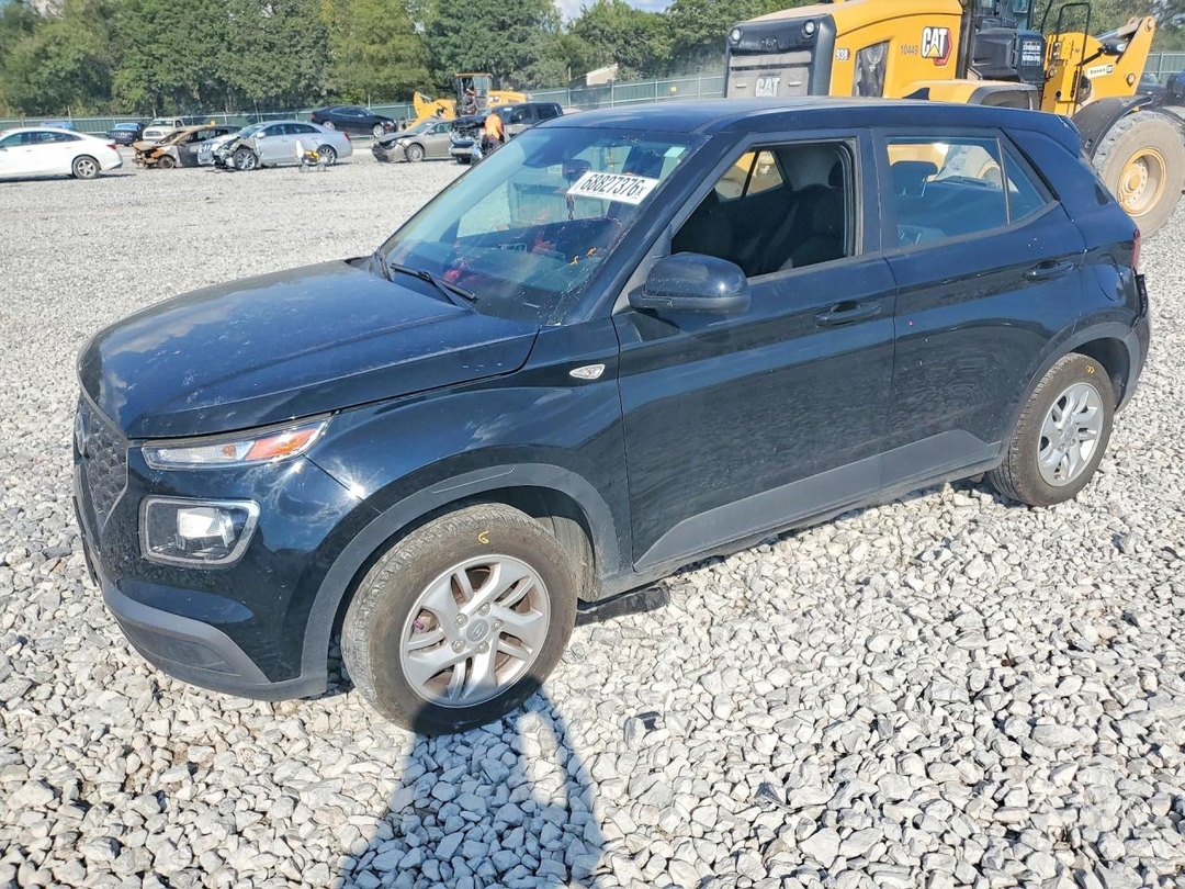 Вид 2021 HYUNDAI VENUE SE, угол 1