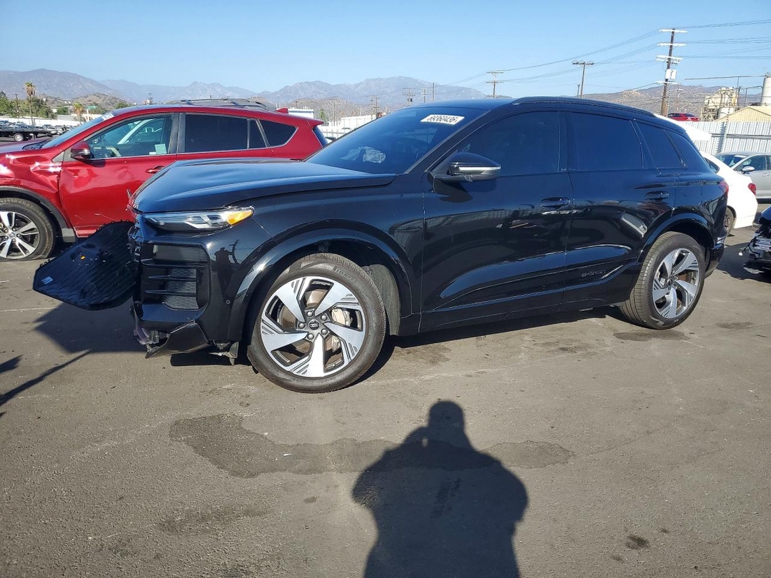 Vista de 2025 AUDI Q6 E-TRON PREMIUM, ángulo 1