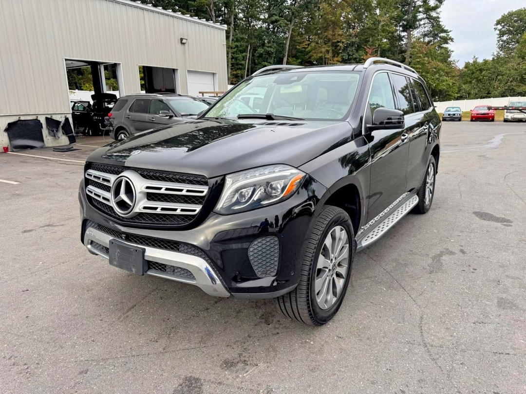 Vue de 2018 MERCEDES-BENZ GLS 450 4MATIC, angle 1