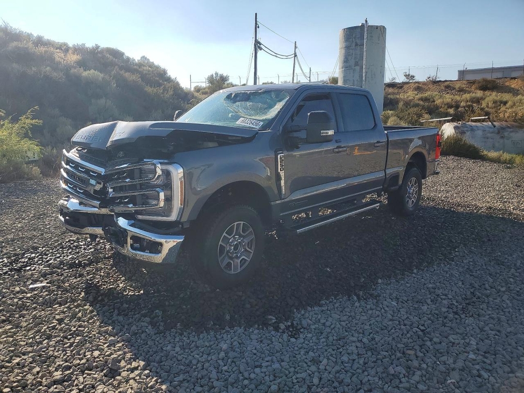 Vue de 2026 FORD F250 SUPER DUTY, angle 1