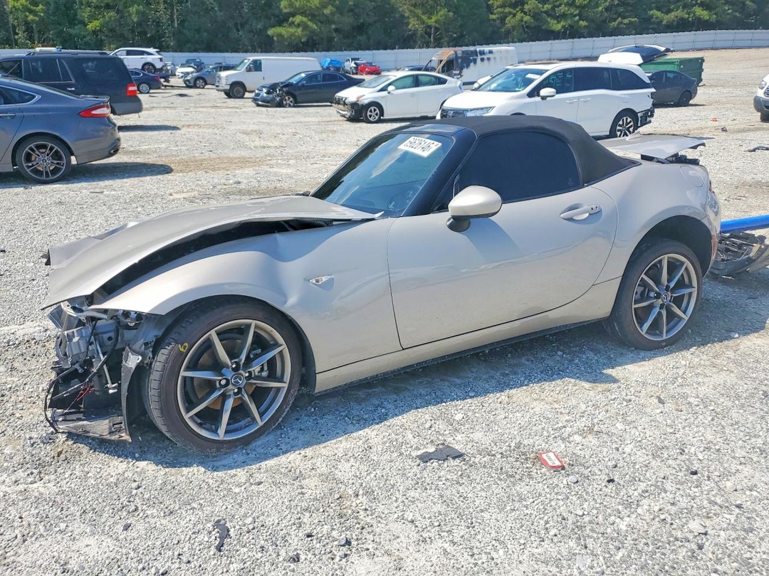 منظر 2023 MAZDA MX-5 MIATA GRAND TOURING، زاوية 1