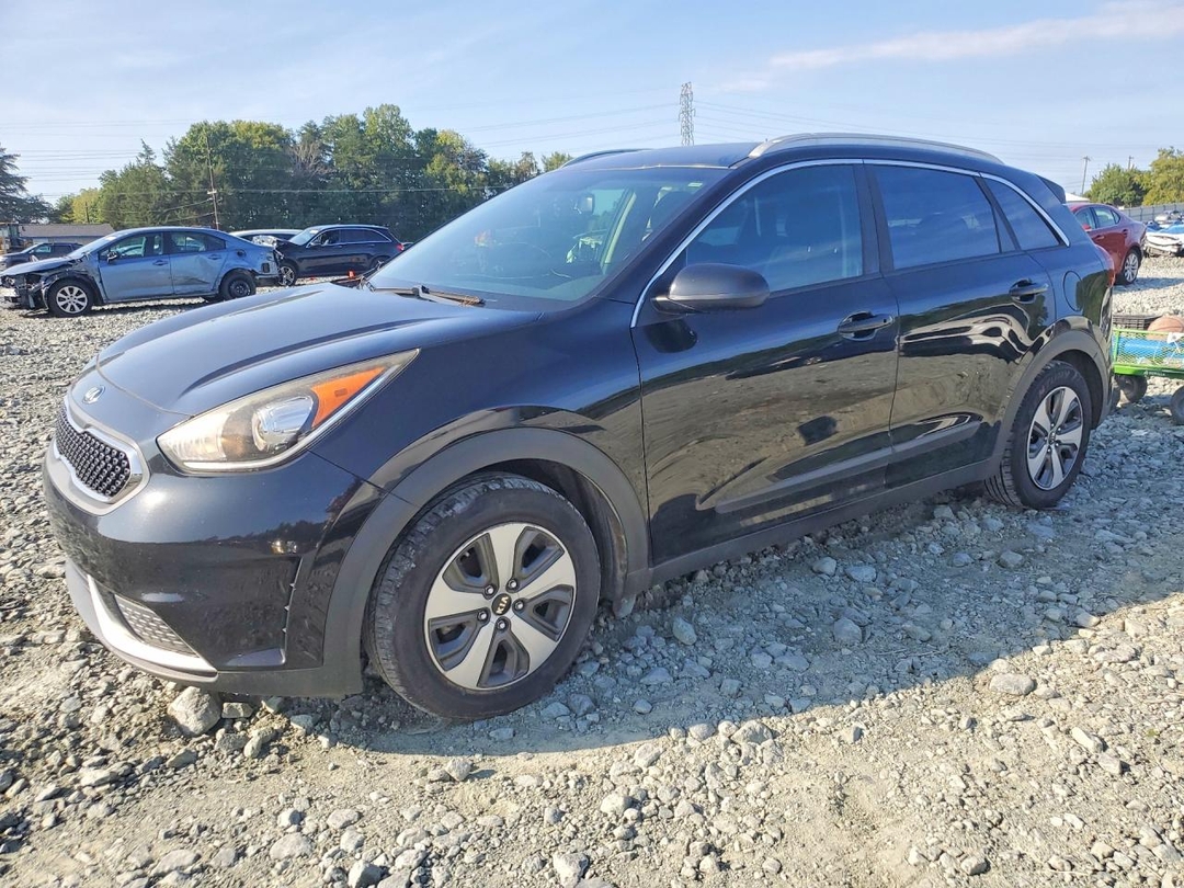 منظر 2017 KIA NIRO LX، زاوية 1