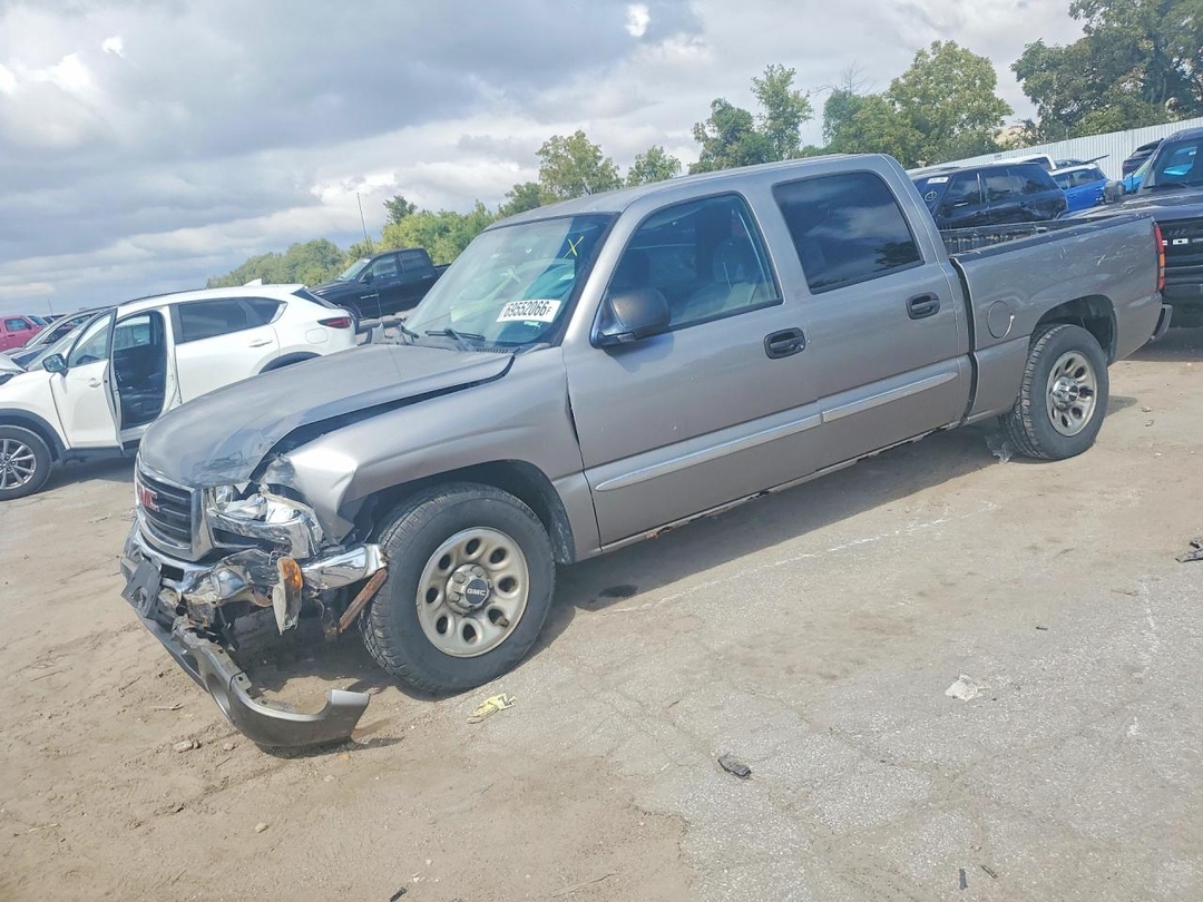 منظر 2007 GMC NEW SIERRA C1500 CLASSIC، زاوية 1