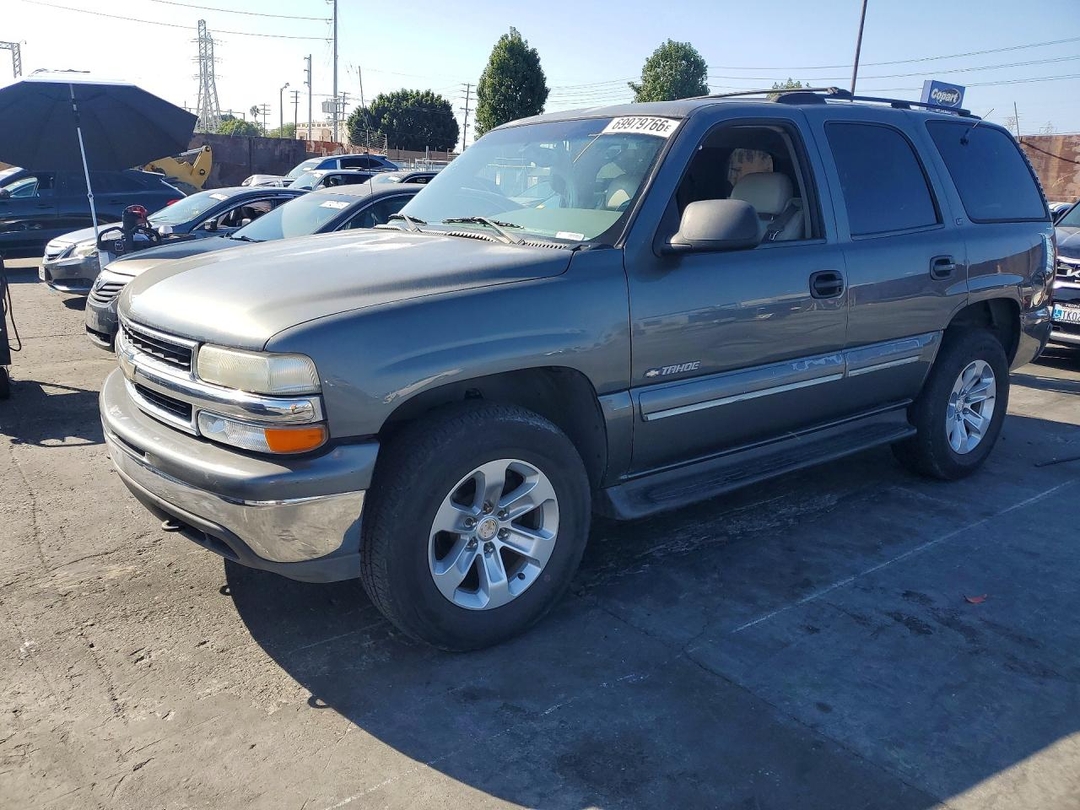 Вид 2001 CHEVROLET TAHOE C1500, угол 1