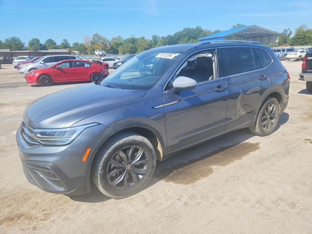 Vedere 2023 VOLKSWAGEN TIGUAN SE, unghi 1
