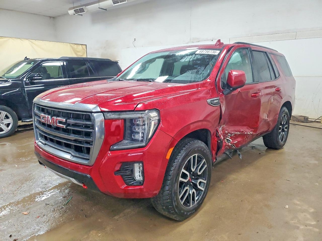 Vue de 2021 GMC YUKON AT4, angle 1