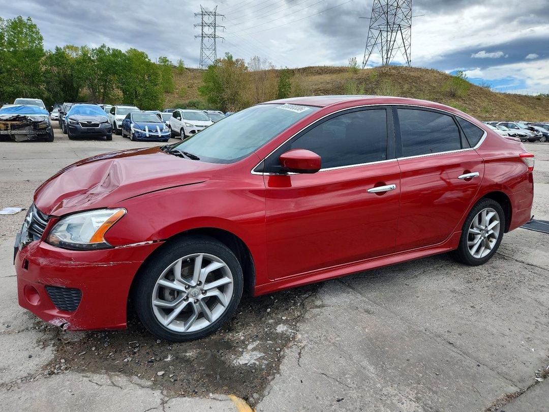 Вид 2013 NISSAN SENTRA S, угол 1