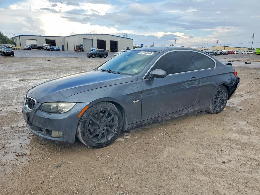 Вид 2007 BMW 328 I, угол 1