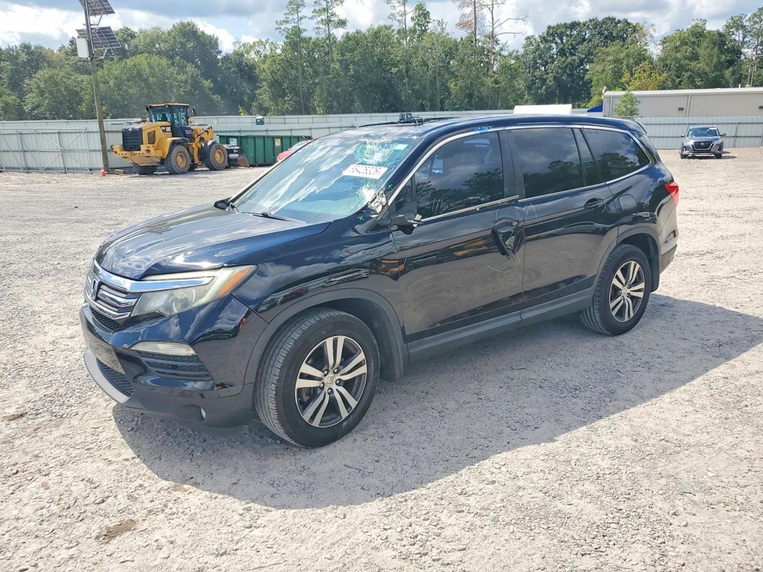 Vue de 2017 HONDA PILOT EXLN, angle 1