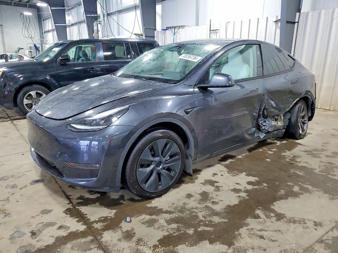 منظر 2025 TESLA MODEL Y، زاوية 1