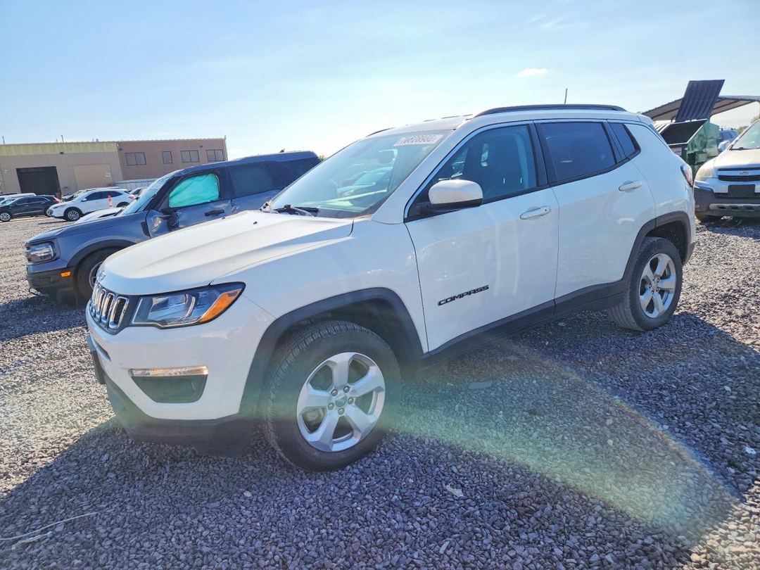منظر 2018 JEEP COMPASS LATITUDE، زاوية 1