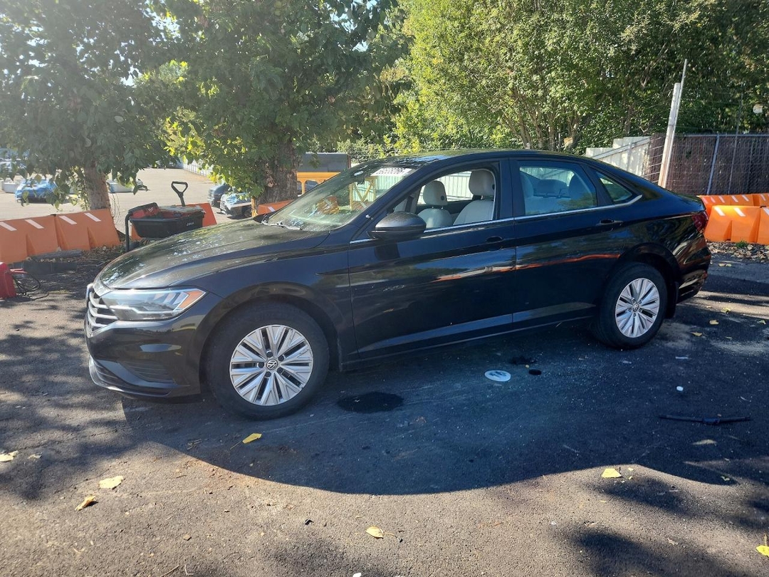 Vista de 2019 VOLKSWAGEN JETTA S, ángulo 1