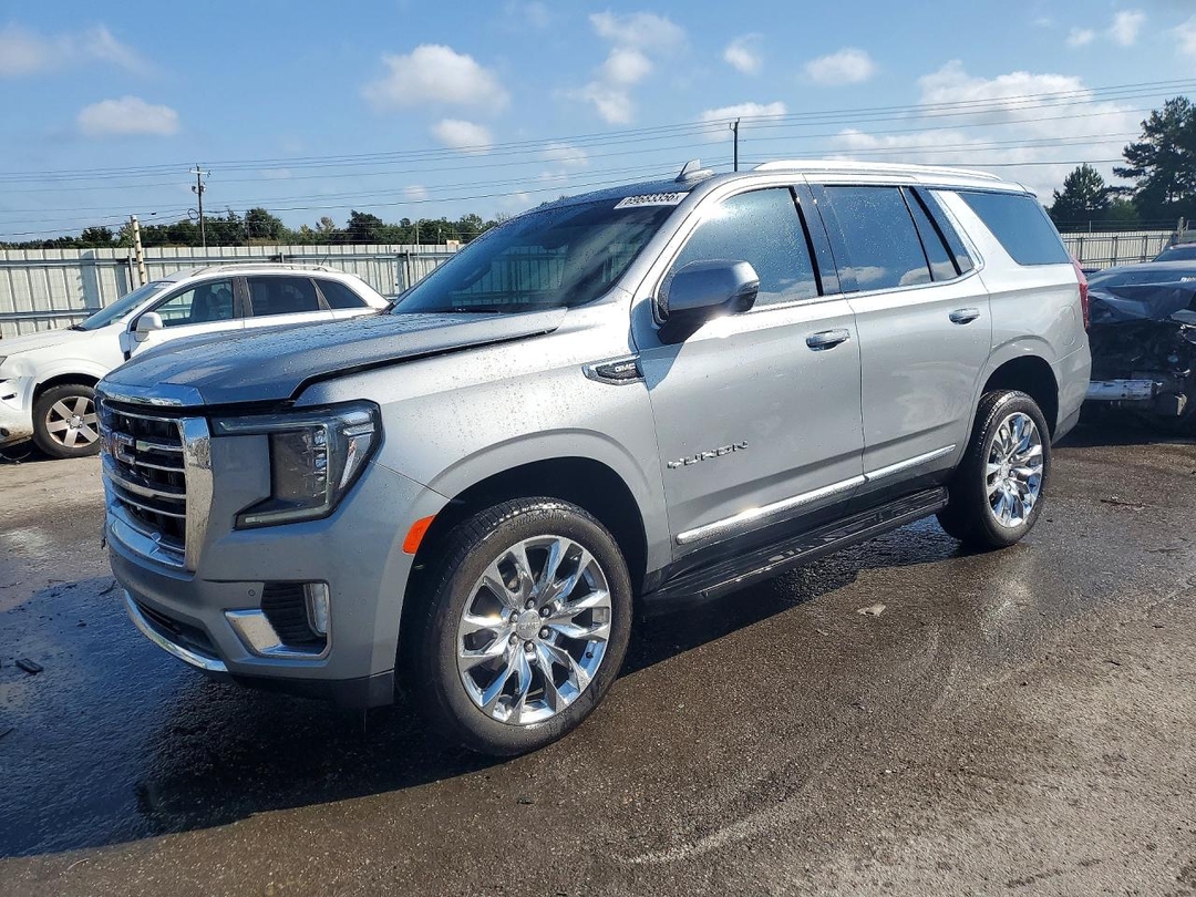 Вид 2024 GMC YUKON SLT, угол 1