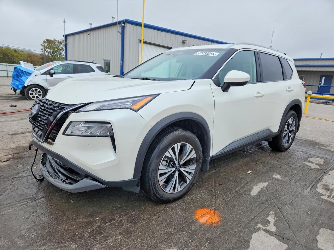 Vista de 2023 NISSAN ROGUE SV, ángulo 1