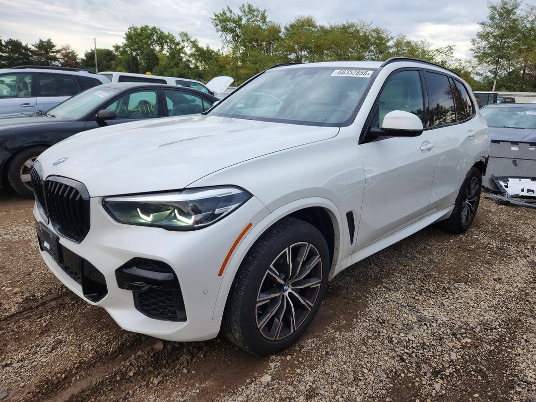 Vue de 2022 BMW X5 XDRIVE40I, angle 1