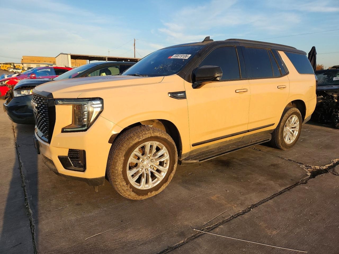 Vista de 2022 GMC YUKON SLT, ángulo 1