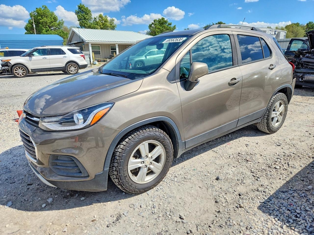 Вид 2021 CHEVROLET TRAX 1LT, угол 1