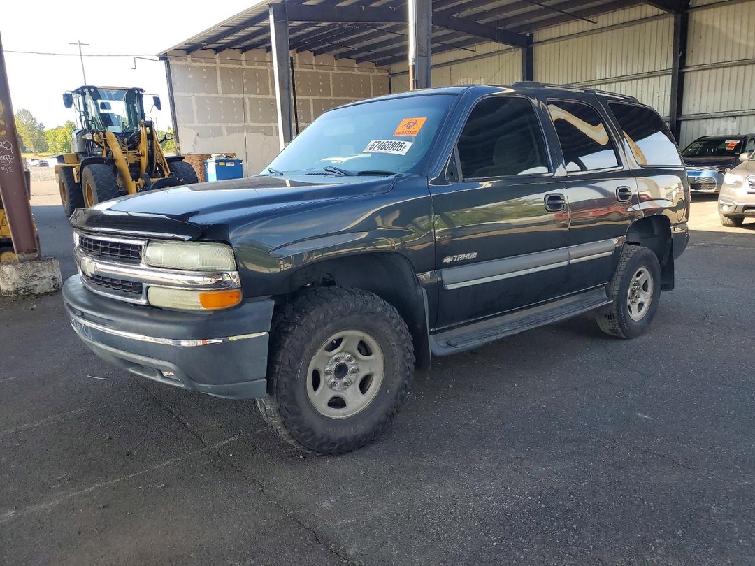Вид 2003 CHEVROLET TAHOE C1500, угол 1