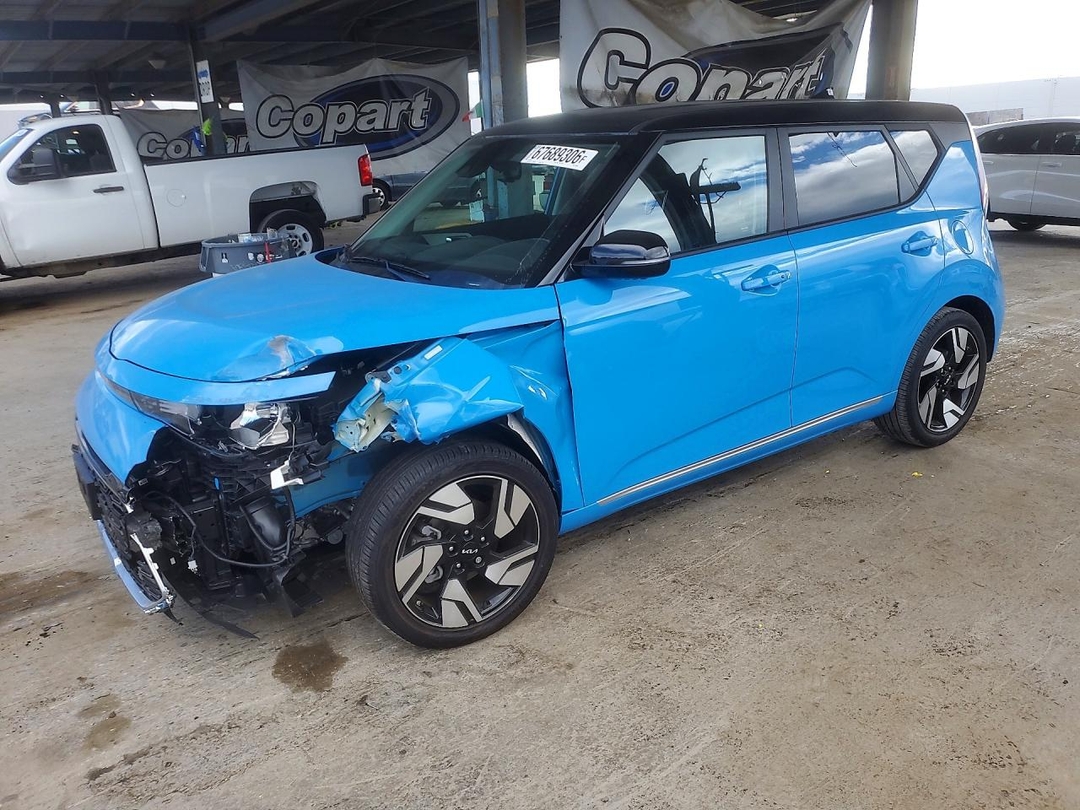 Vue de 2024 KIA SOUL GT LINE, angle 1