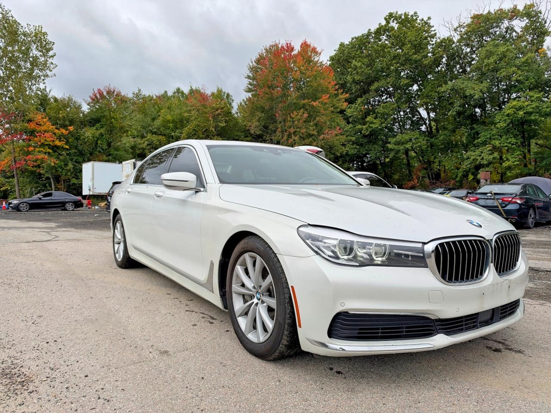 Vue de 2019 BMW 740 XI, angle 1