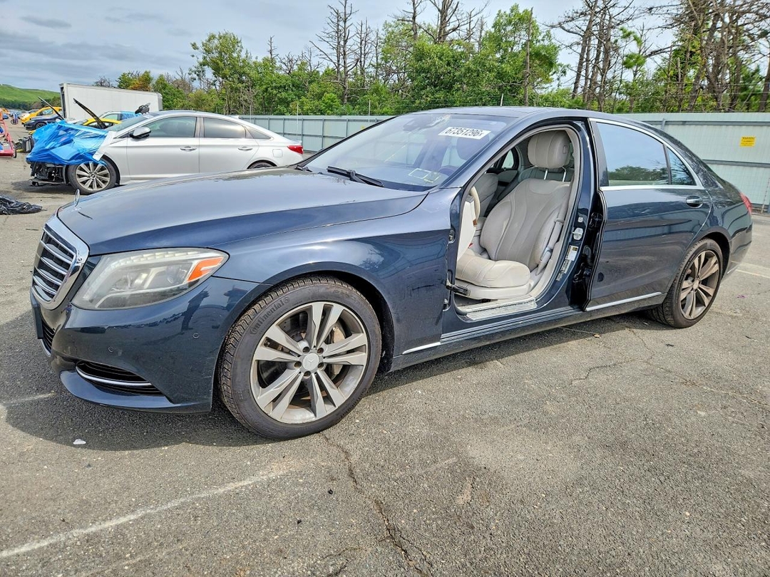 Vedere 2015 MERCEDES-BENZ S 550 4MATIC, unghi 1