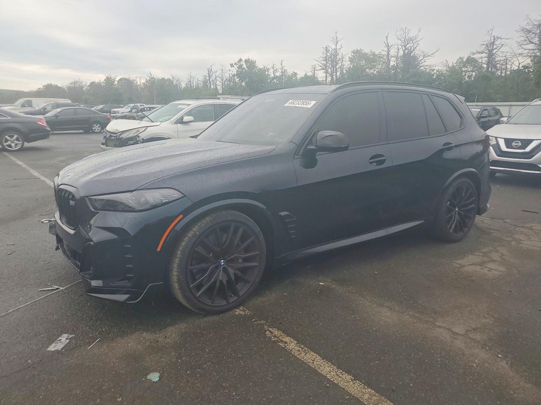 Vue de 2026 BMW X5 M60I, angle 1
