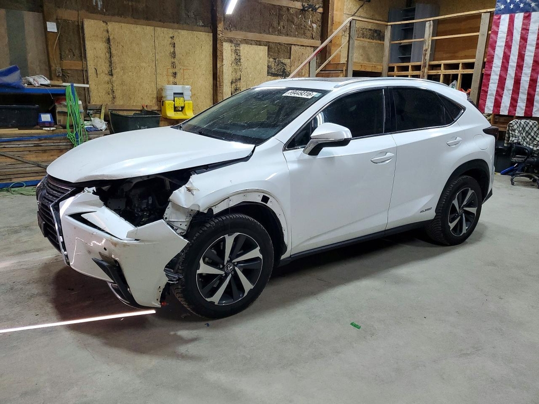 Vue de 2021 LEXUS NX 300H BASE, angle 1