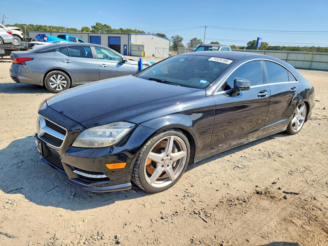 Vedere 2014 MERCEDES-BENZ CLS 550 4MATIC, unghi 1