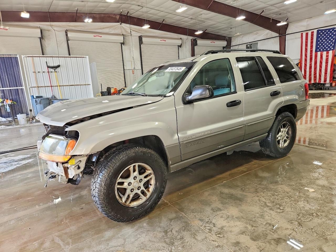 Vue de 2002 JEEP GRAND CHEROKEE LAREDO, angle 1