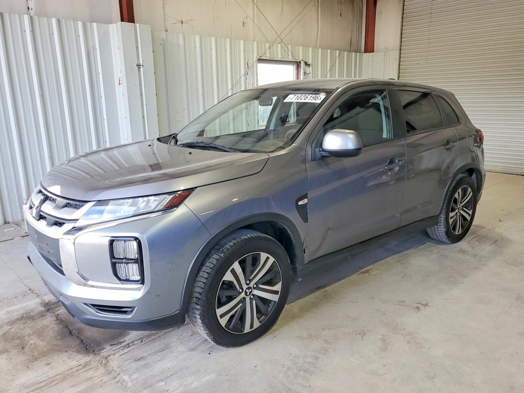 Vista de 2020 MITSUBISHI OUTLANDER SPORT ES, ángulo 1