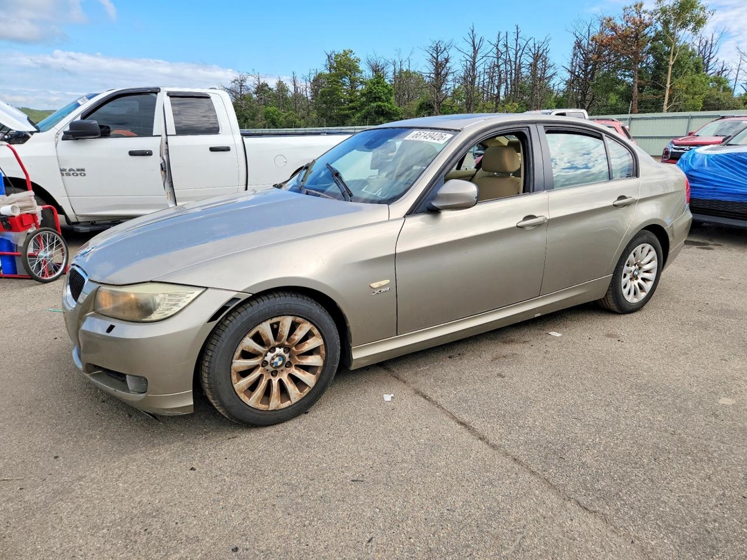 Vue de 2009 BMW 328 XI, angle 1