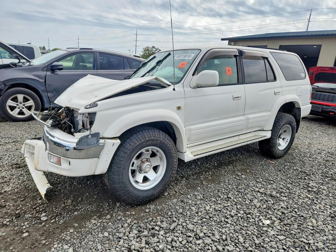 Vue de 1999 TOYOTA HILUX S, angle 1